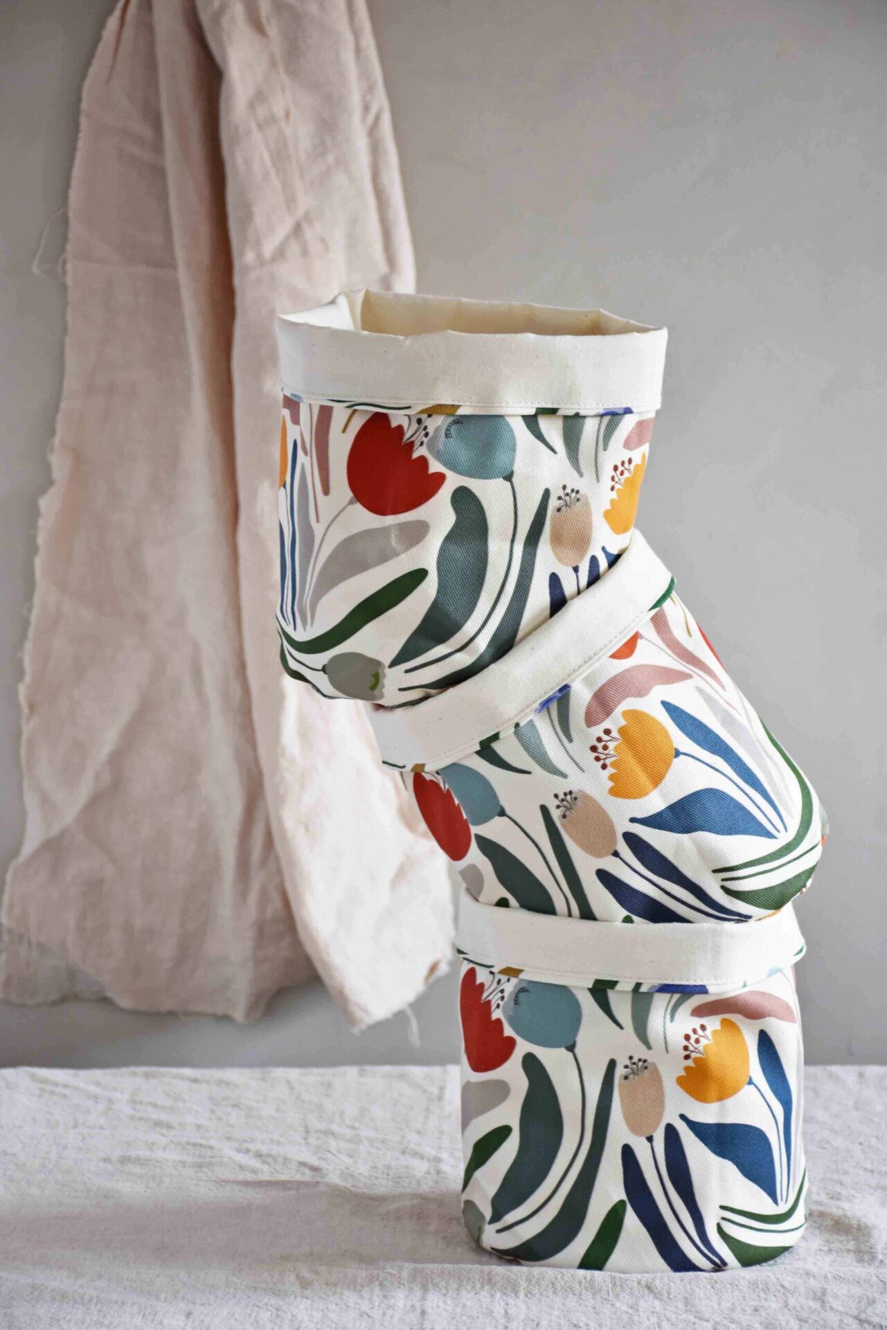 Small storage basket Tulips - Image 3