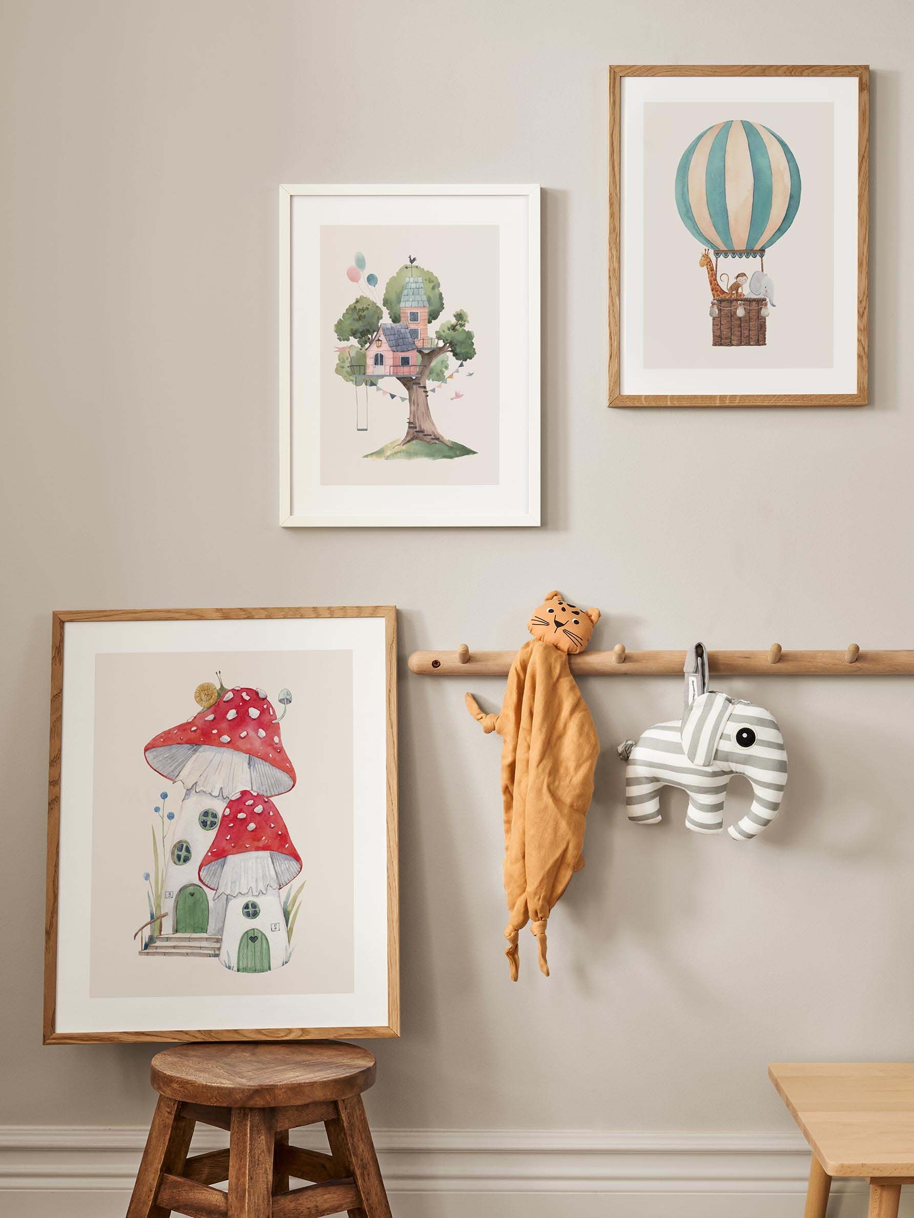 The Balloon Ride Poster - 50x70 cm - Image 3