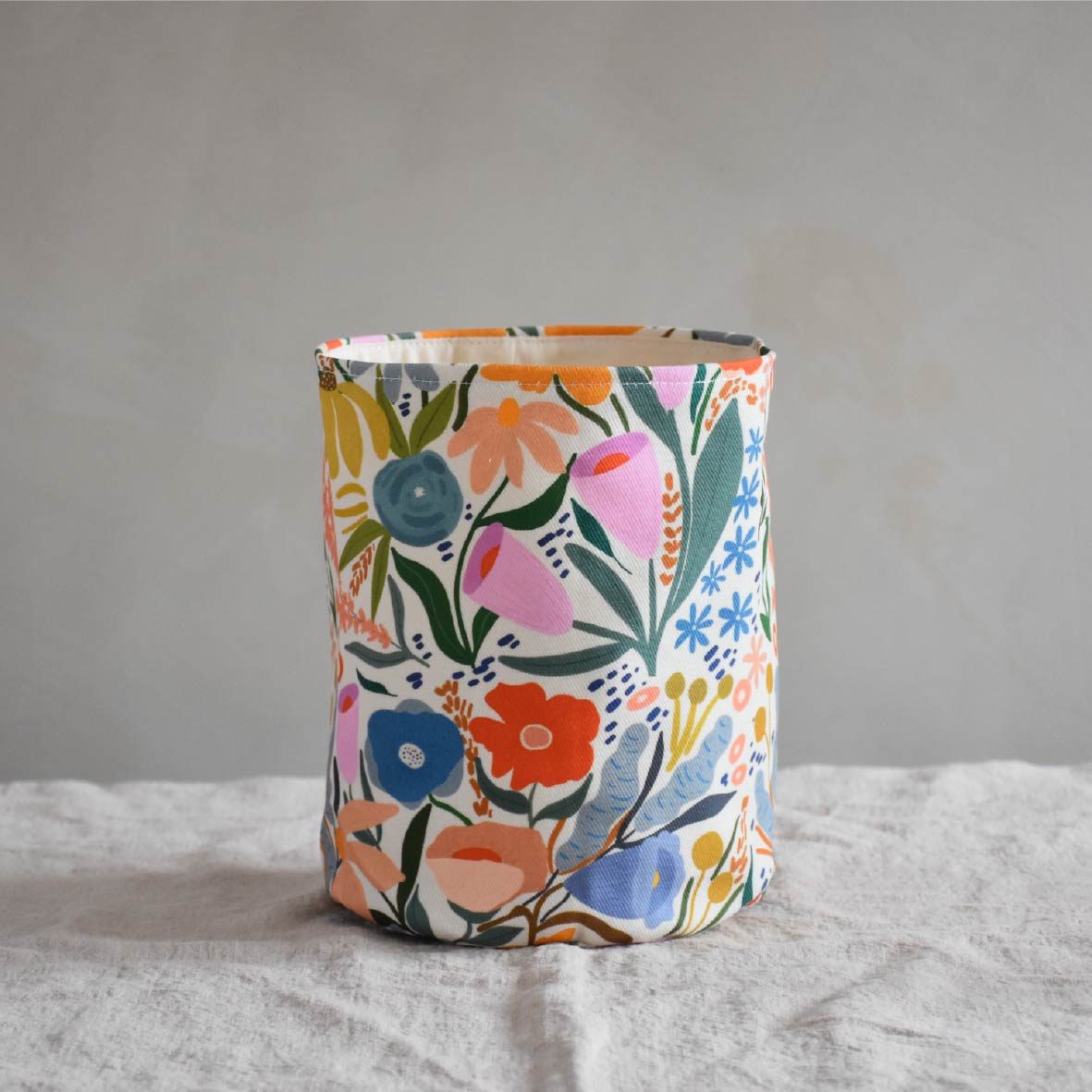 Small storage basket Wild flowers